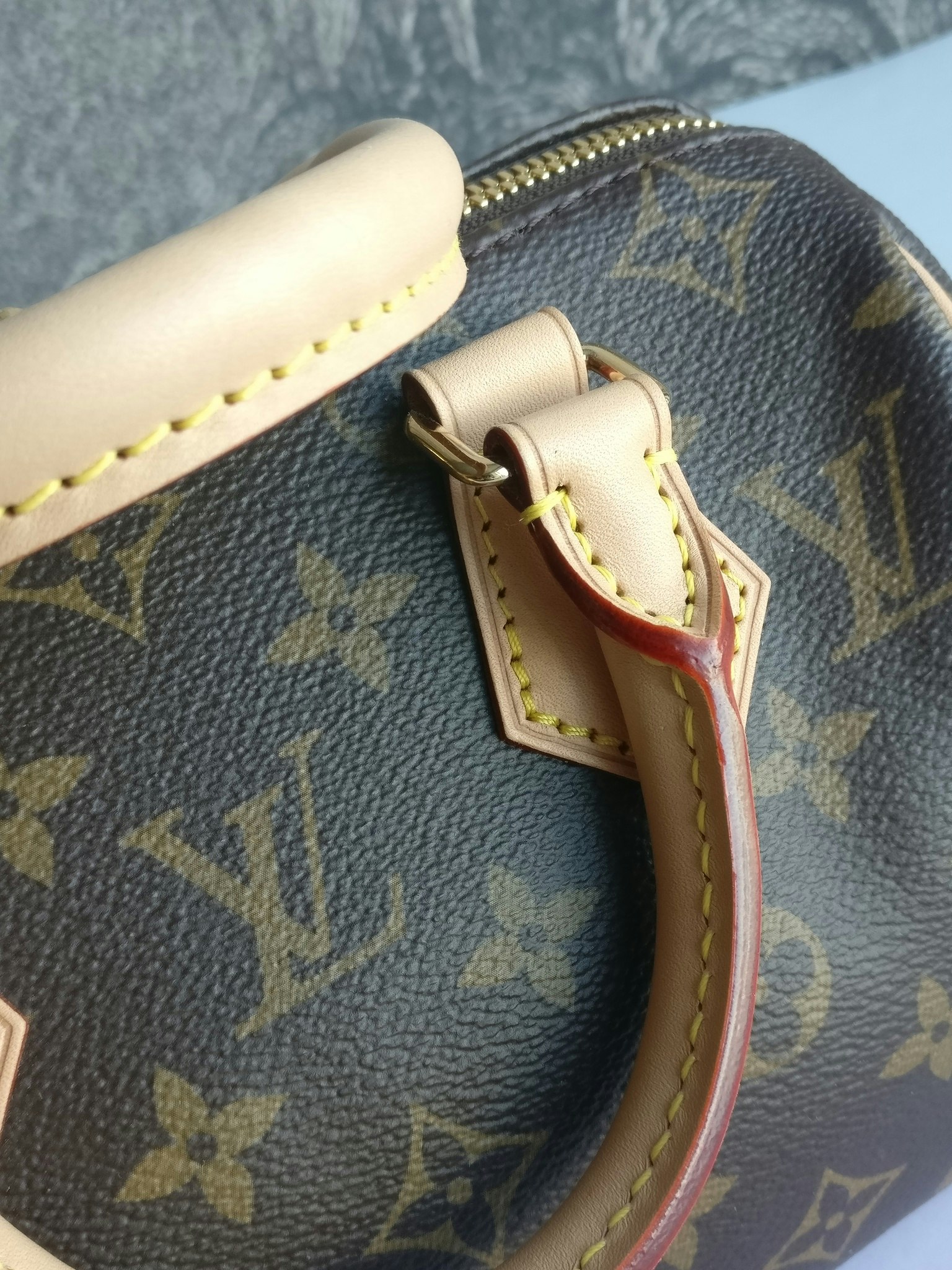 Louis Vuitton Speedy Bandouliere 20