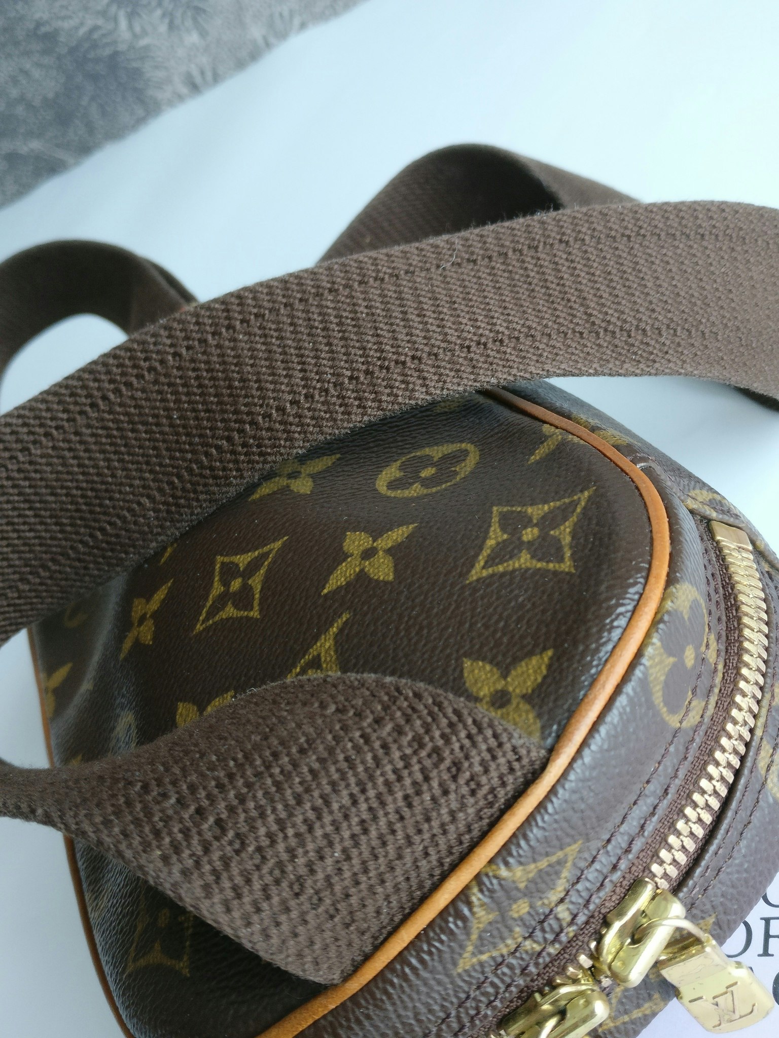 Louis Vuitton Pochette Gange bumbag/belt bag