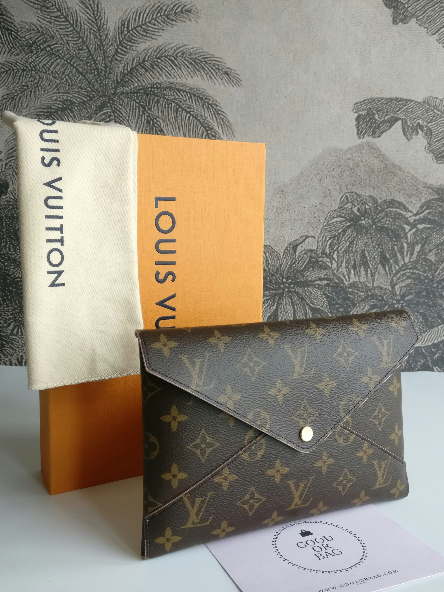 Louis Vuitton Kirigami L