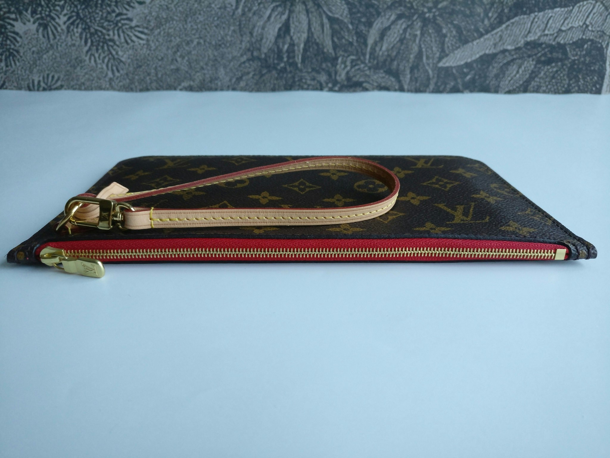 Louis Vuitton Neverfull MM/GM pochette