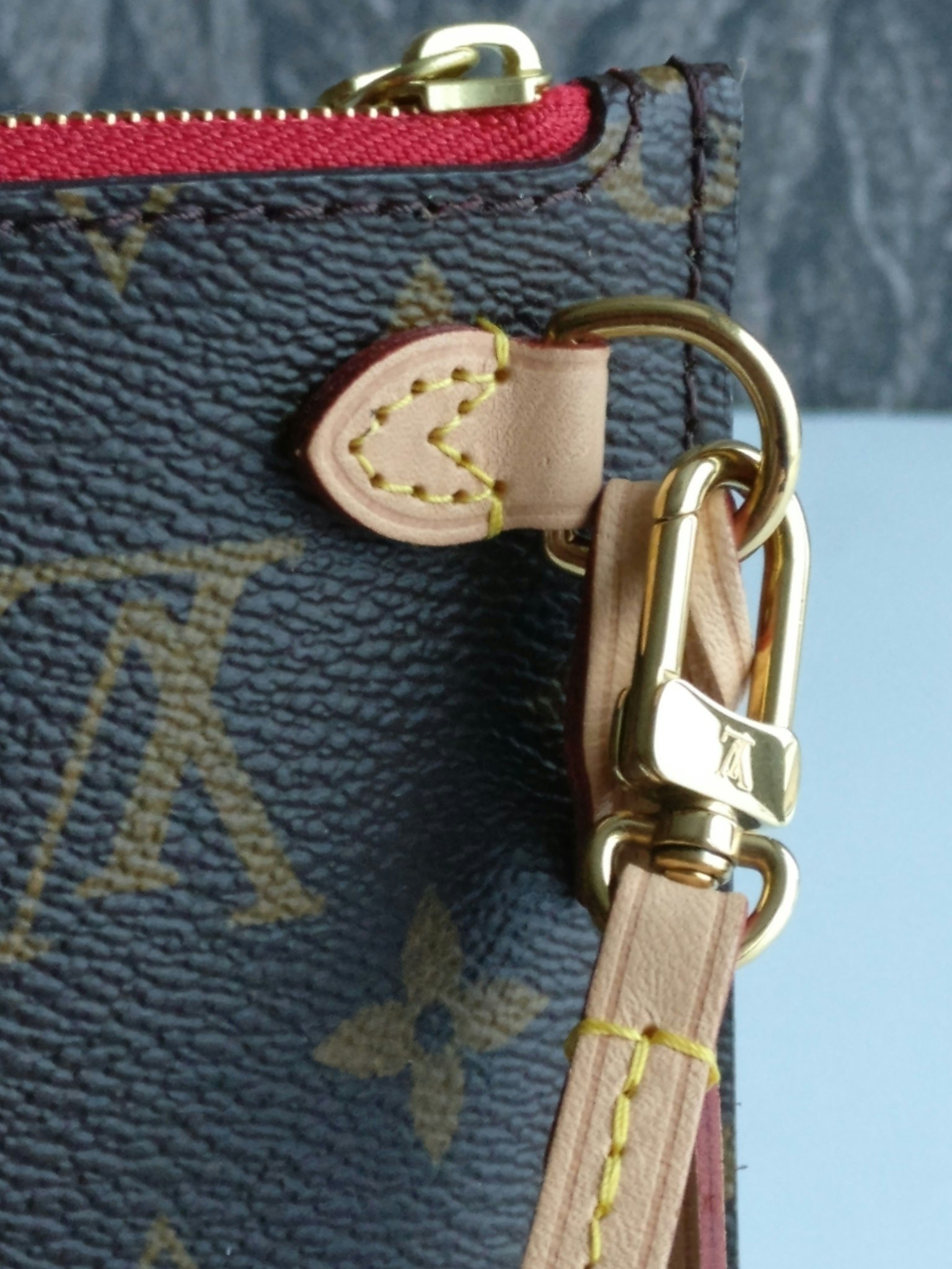 Louis Vuitton Neverfull MM/GM pochette