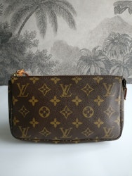 Louis Vuitton Pochette Accessoires