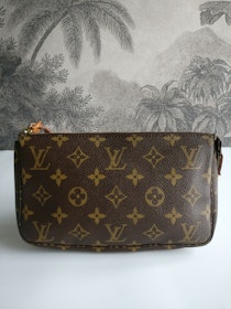Louis Vuitton Pochette Accessoires