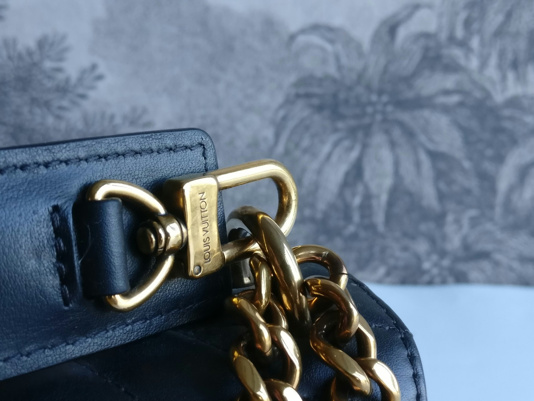 Louis Vuitton New Wave Chain Bag MM