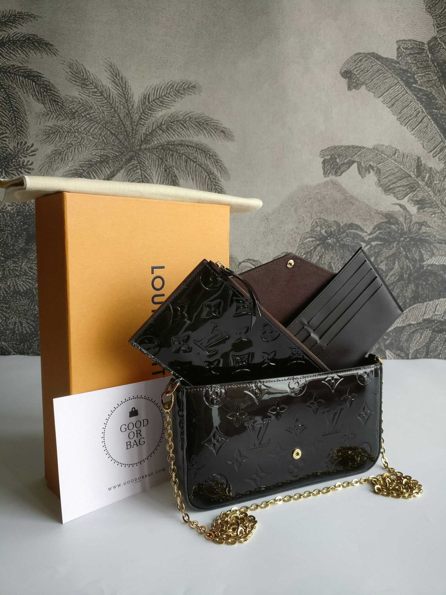 Louis Vuitton Pochette Felicie Vernis