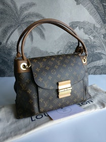 Louis Vuitton Olympe