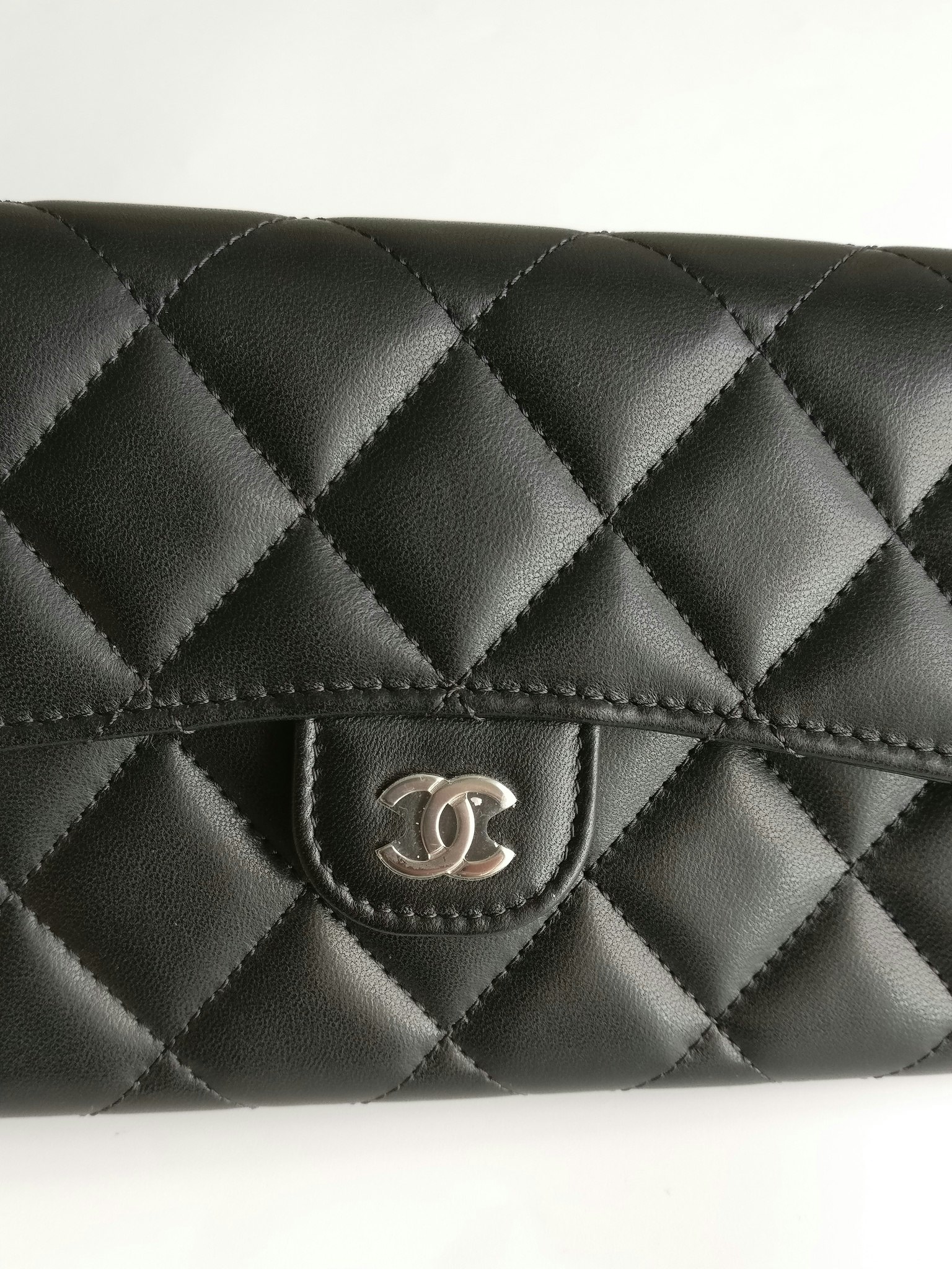 Chanel classic wallet black lambskin SHW