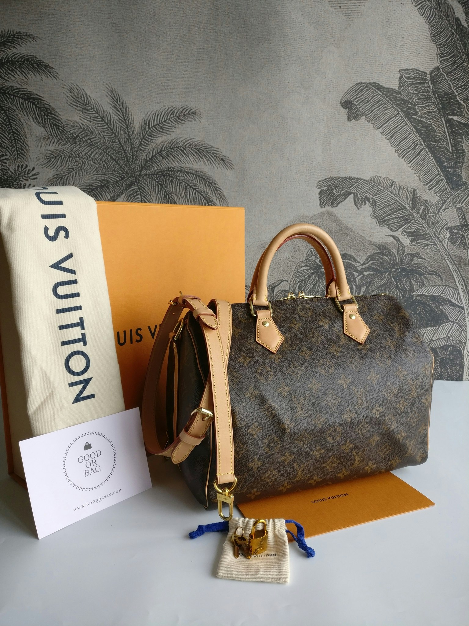 Louis Vuitton  Speedy bandouliere 30