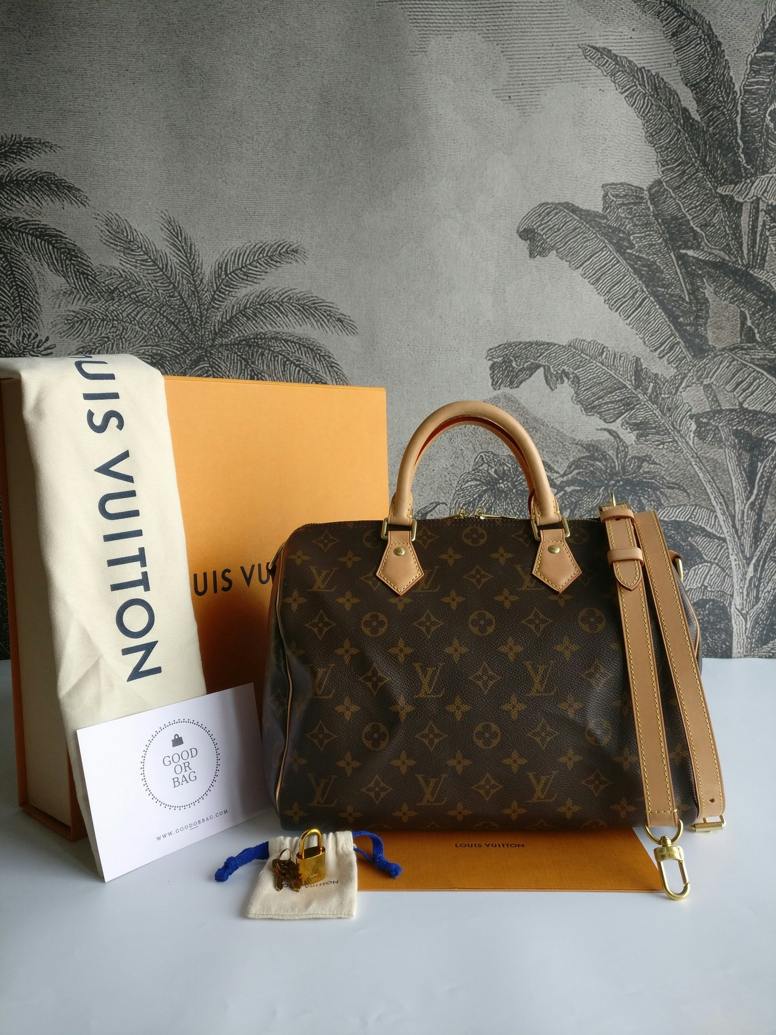 Louis Vuitton  Speedy bandouliere 30