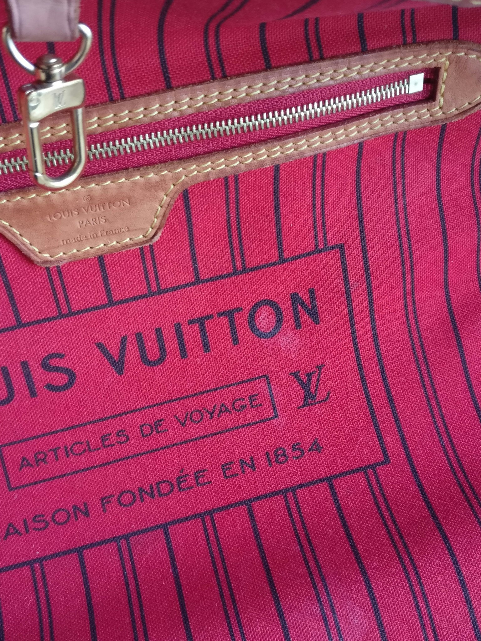 Louis Vuitton Neverfull MM
