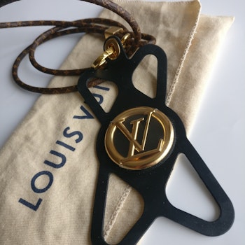 Louis Vuitton Louise Phone Holder