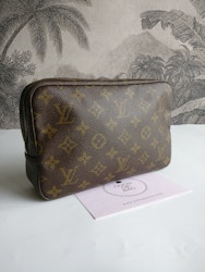 Louis Vuitton Trousse Toilette 23