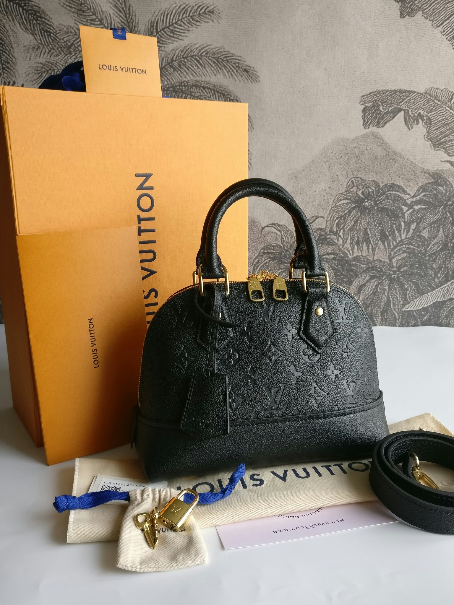Louis Vuitton Neo Alma BB empreinte Noir