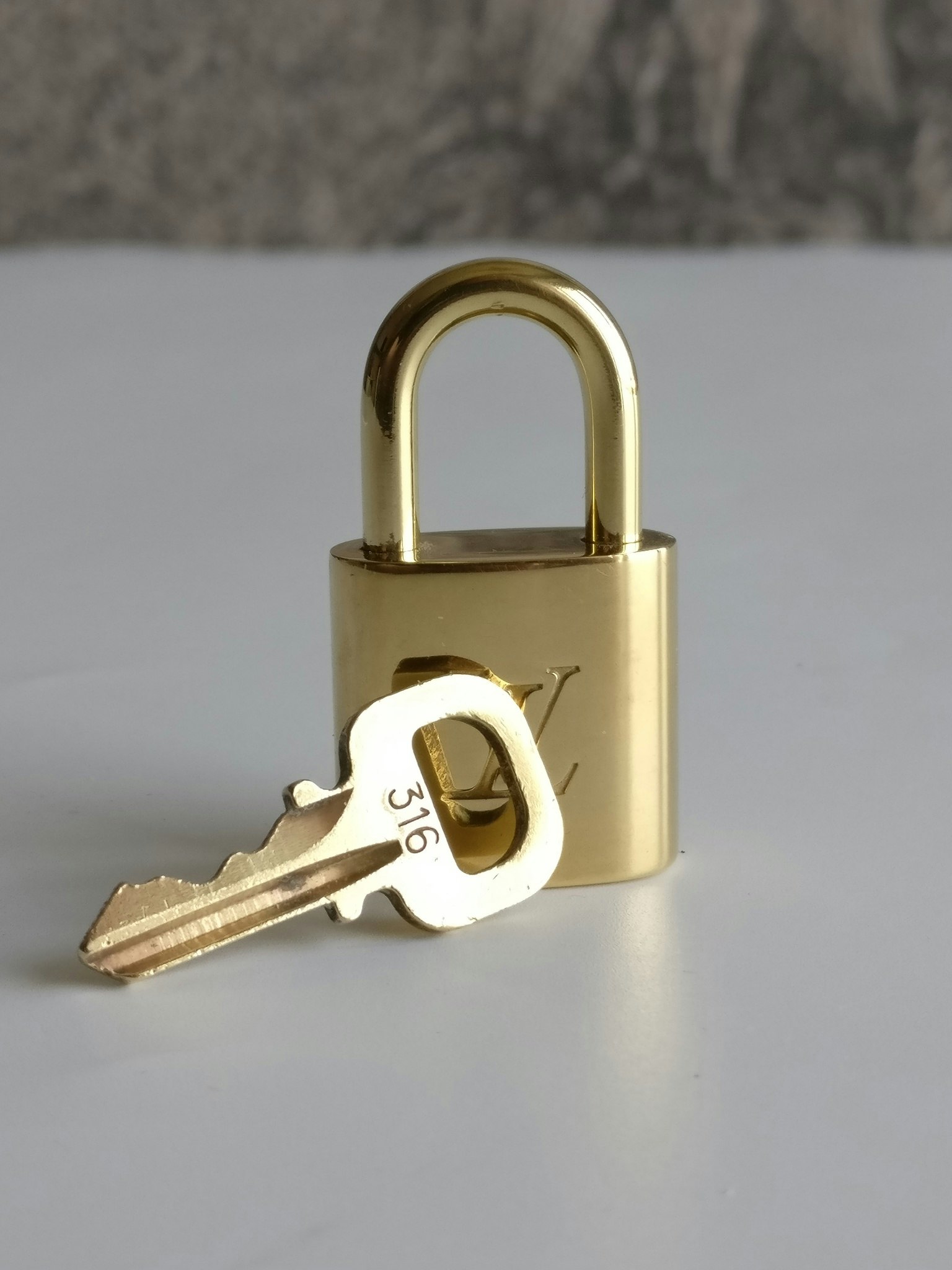 Louis Vuitton Padlock and key 316