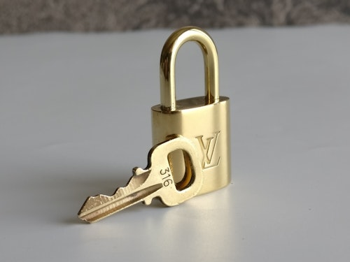 Louis Vuitton Padlock and key 316