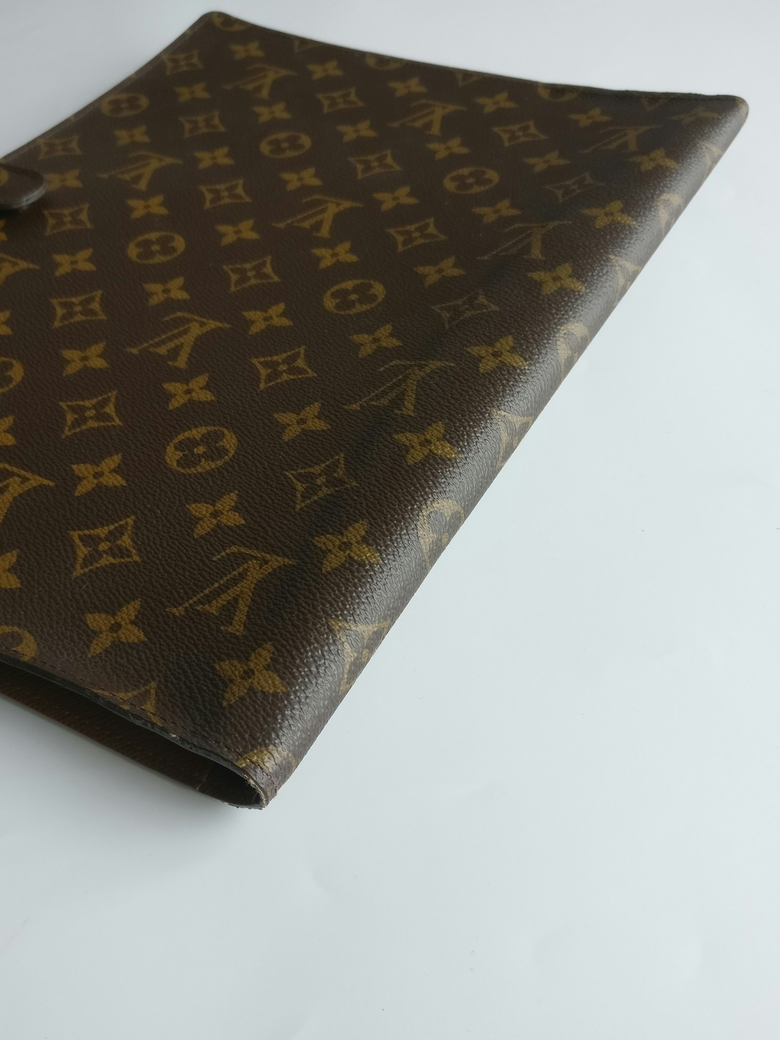 Louis Vuitton A4 Bloc Cover
