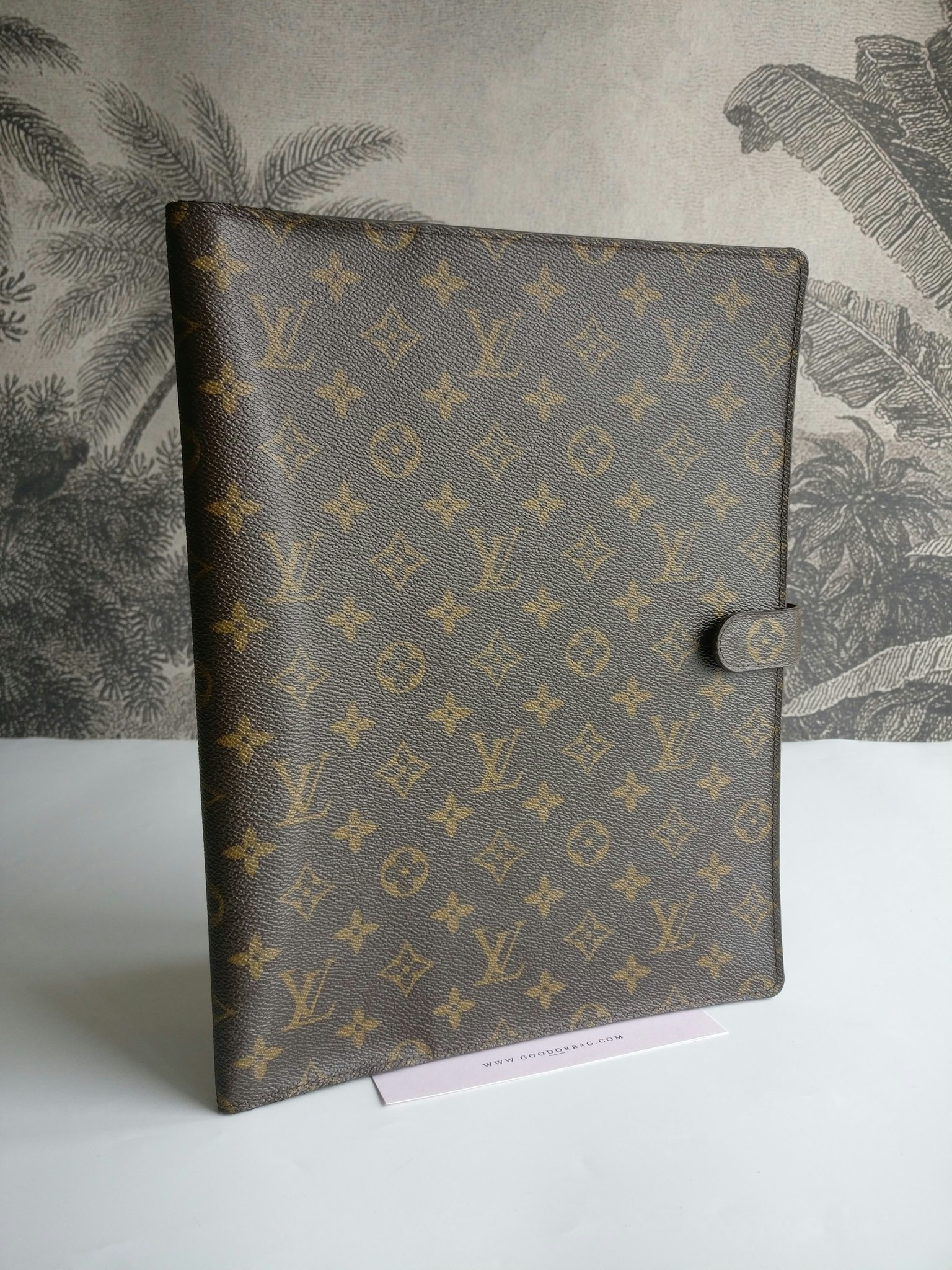 Louis Vuitton A4 Bloc Cover