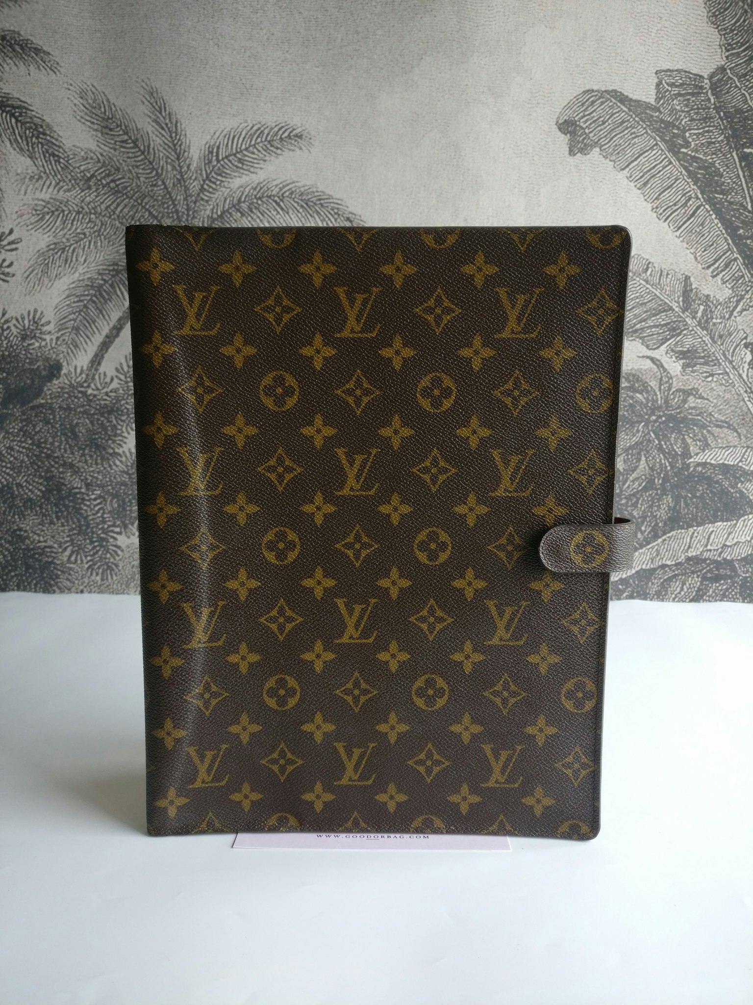Louis Vuitton A4 Bloc Cover