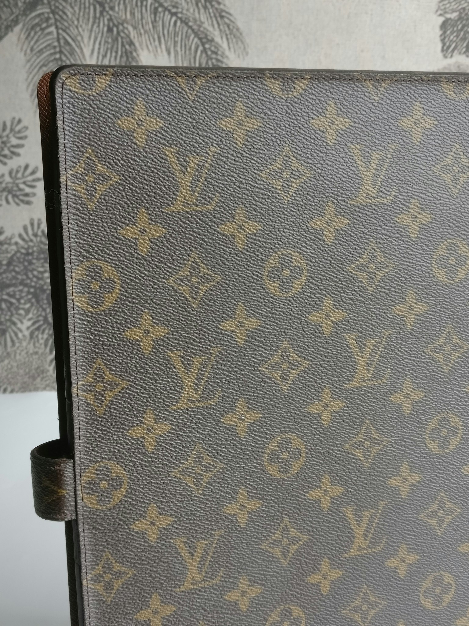 Louis Vuitton A4 Bloc Cover