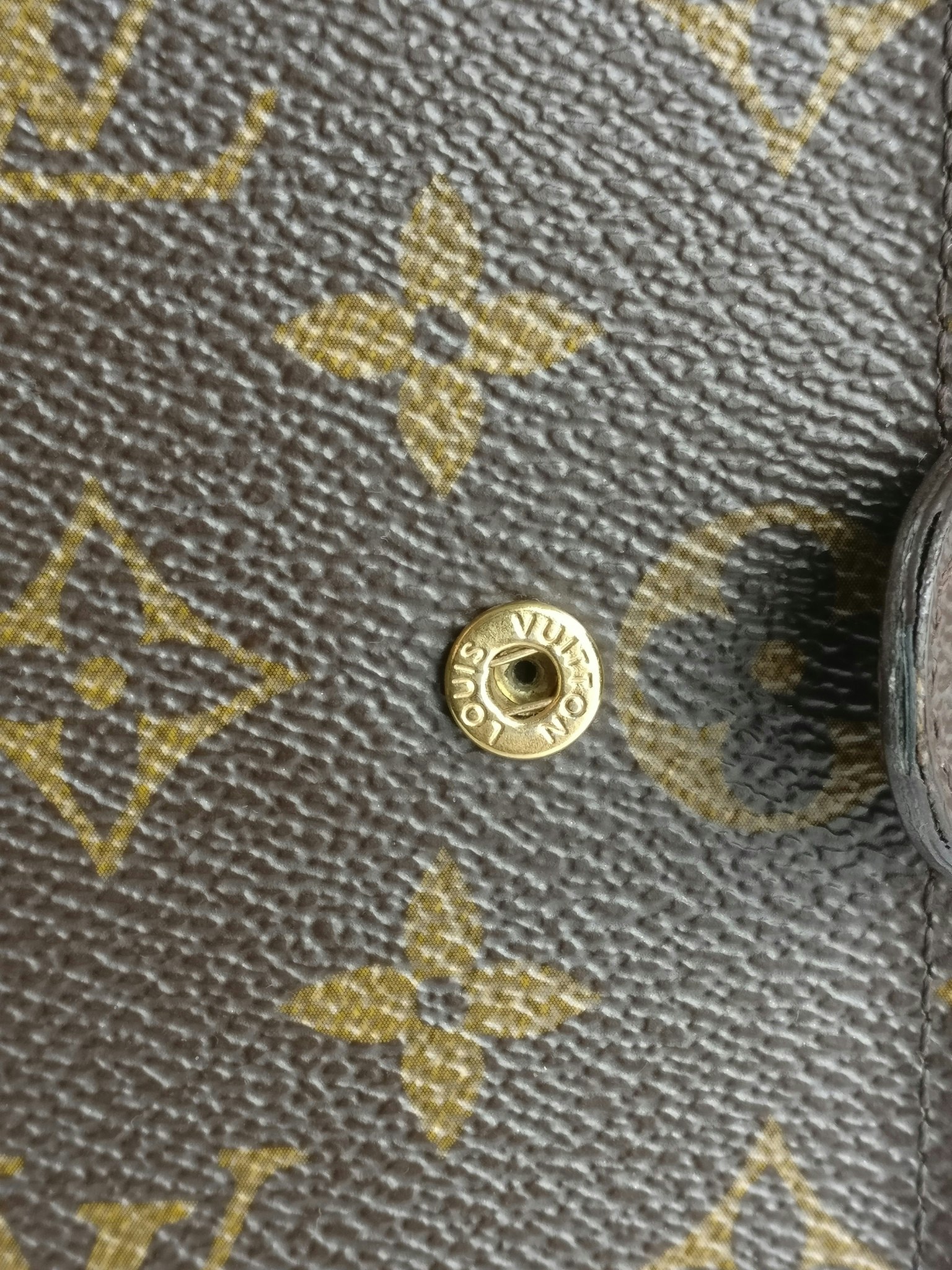 Louis Vuitton A4 Bloc Cover