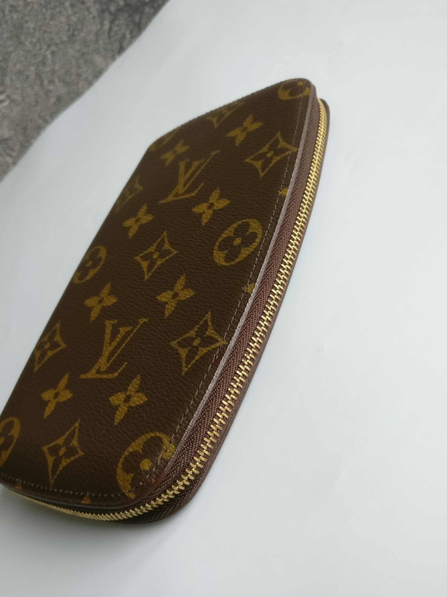 Louis Vuitton Geode Travel Case Organizer