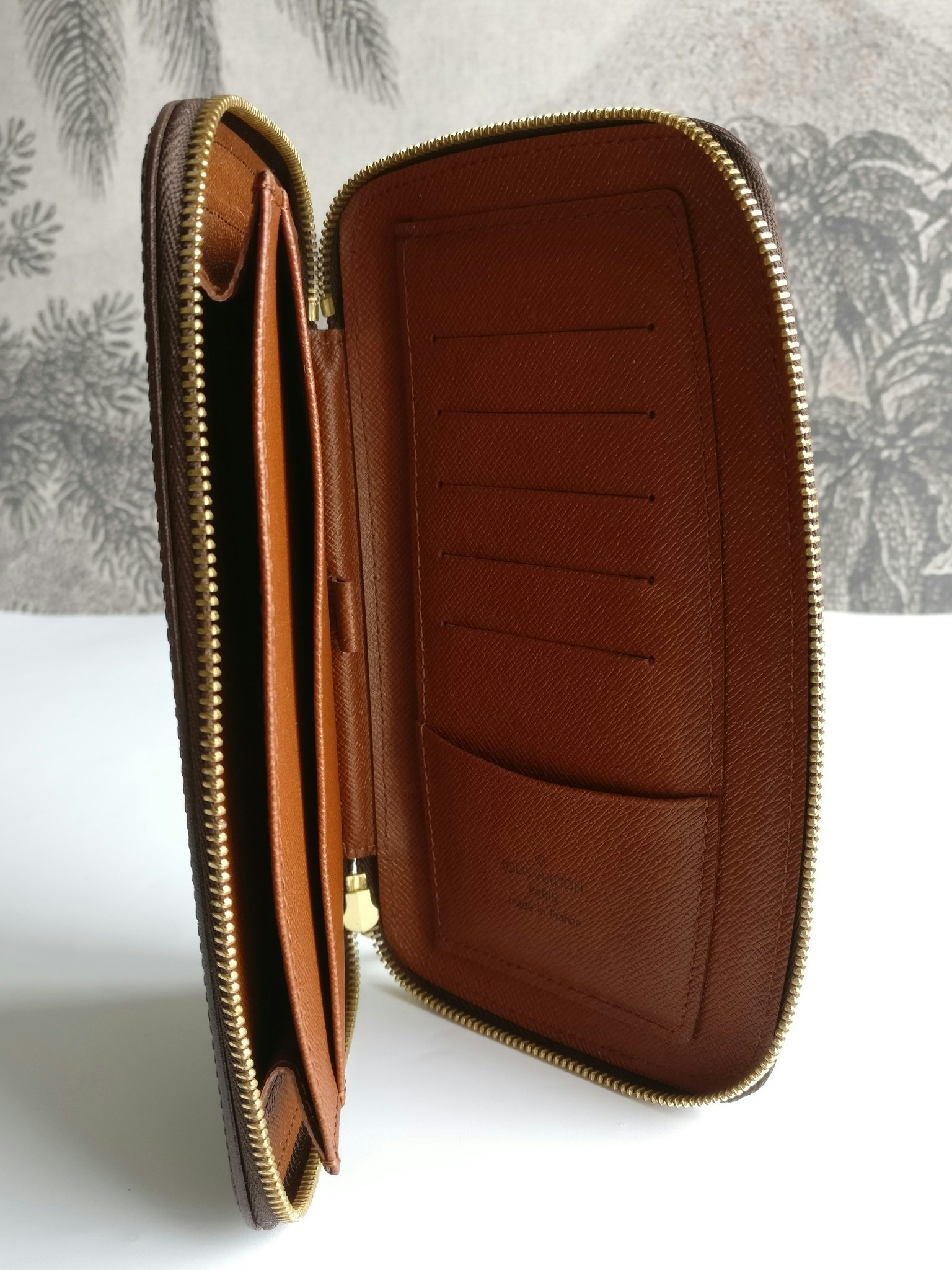 Louis Vuitton Geode Travel Case Organizer