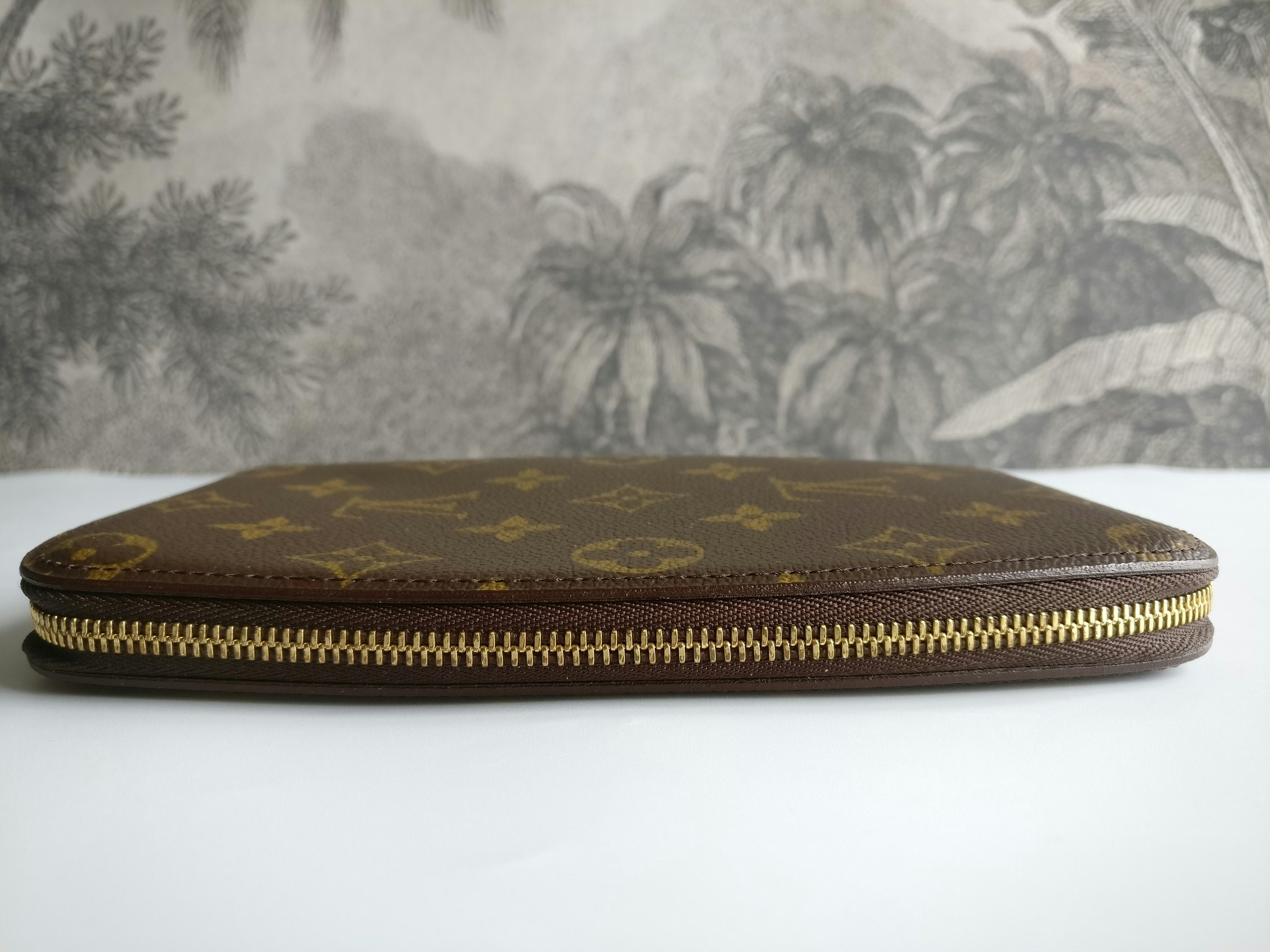 Louis Vuitton Geode Travel Case Organizer