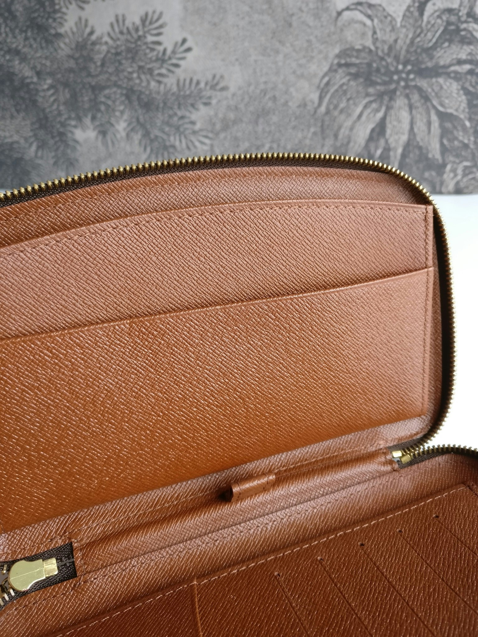 Louis Vuitton Geode Travel Case Organizer