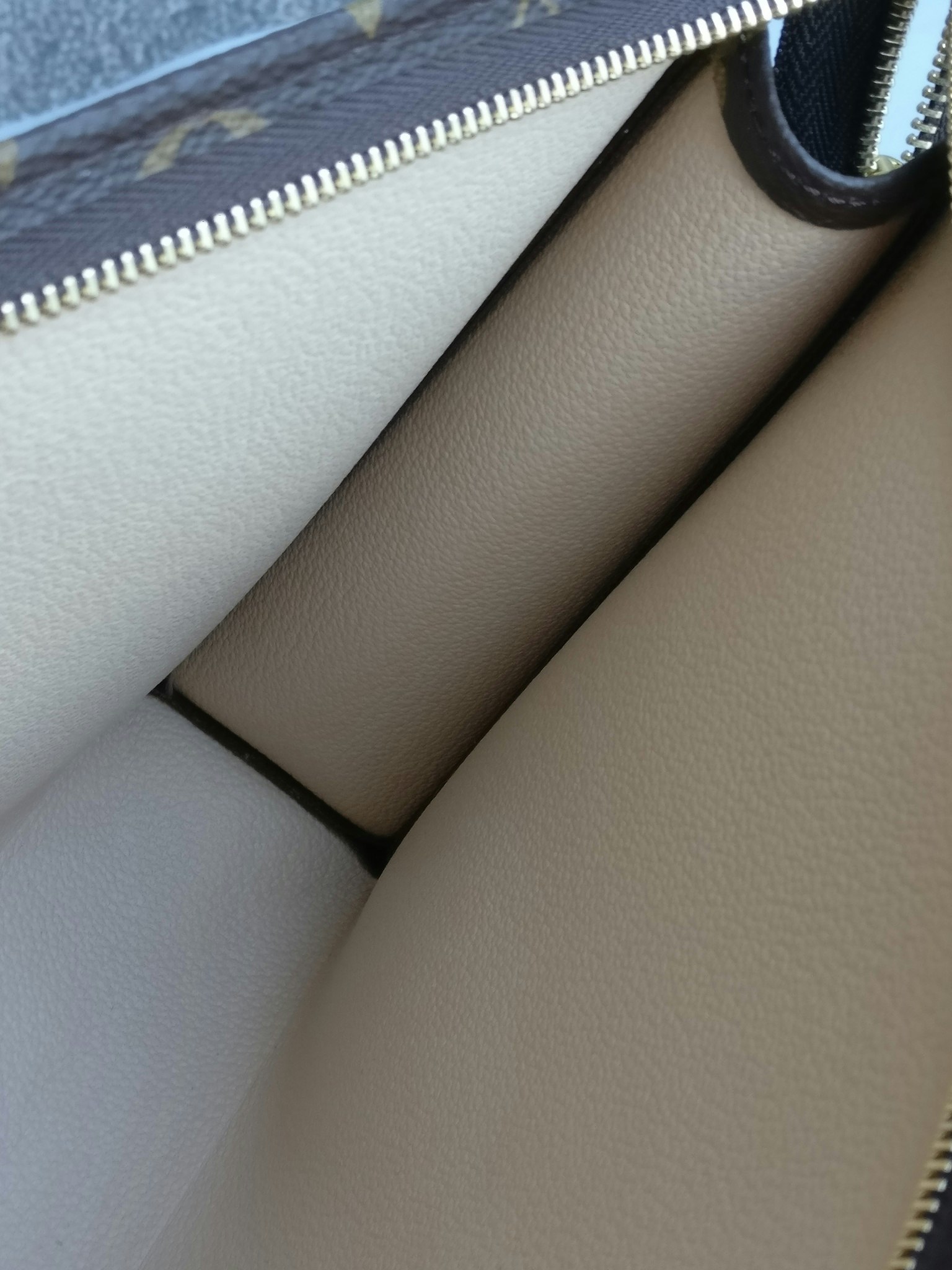 Louis Vuitton Toiletry Pouch 26
