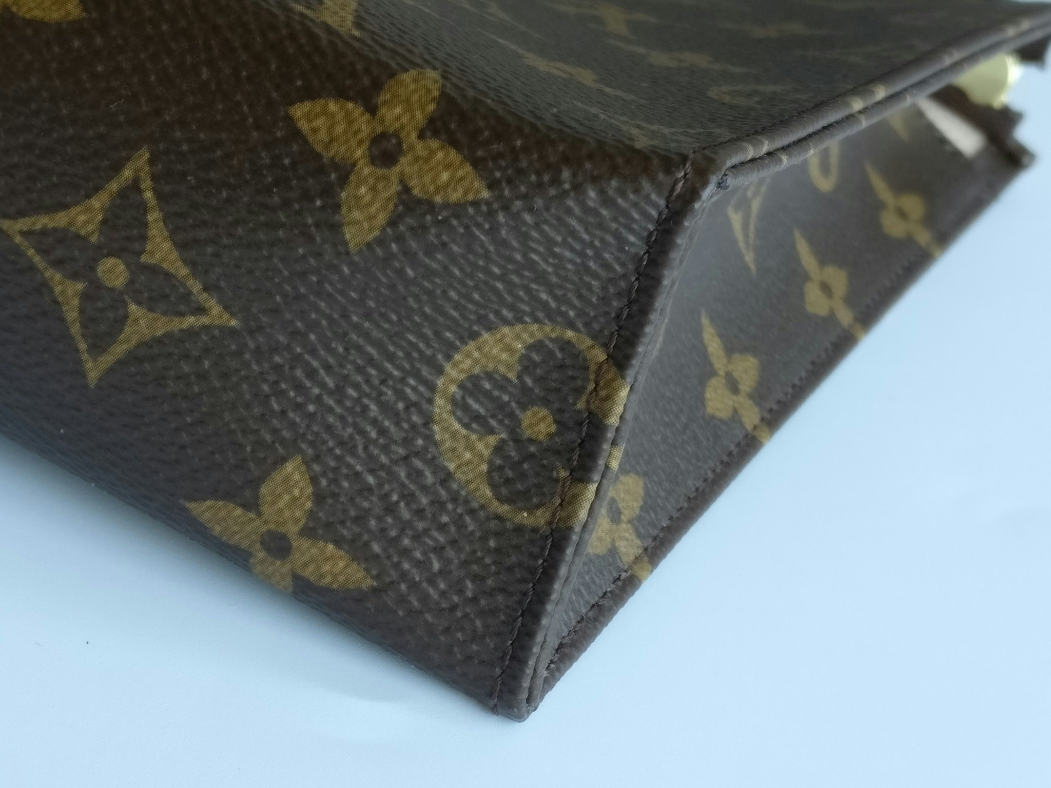 Louis Vuitton Toiletry Pouch 26