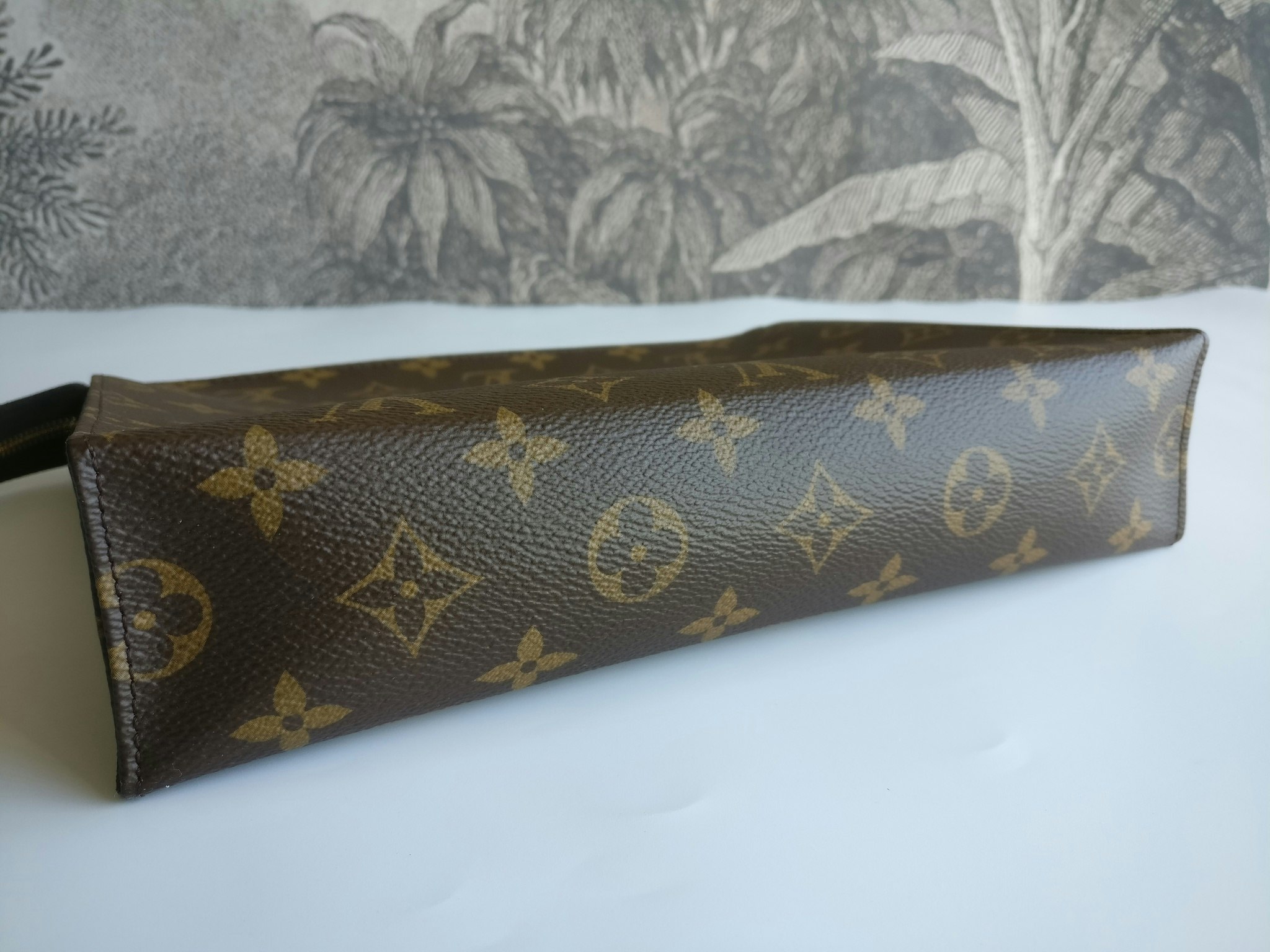 Louis Vuitton Toiletry Pouch 26