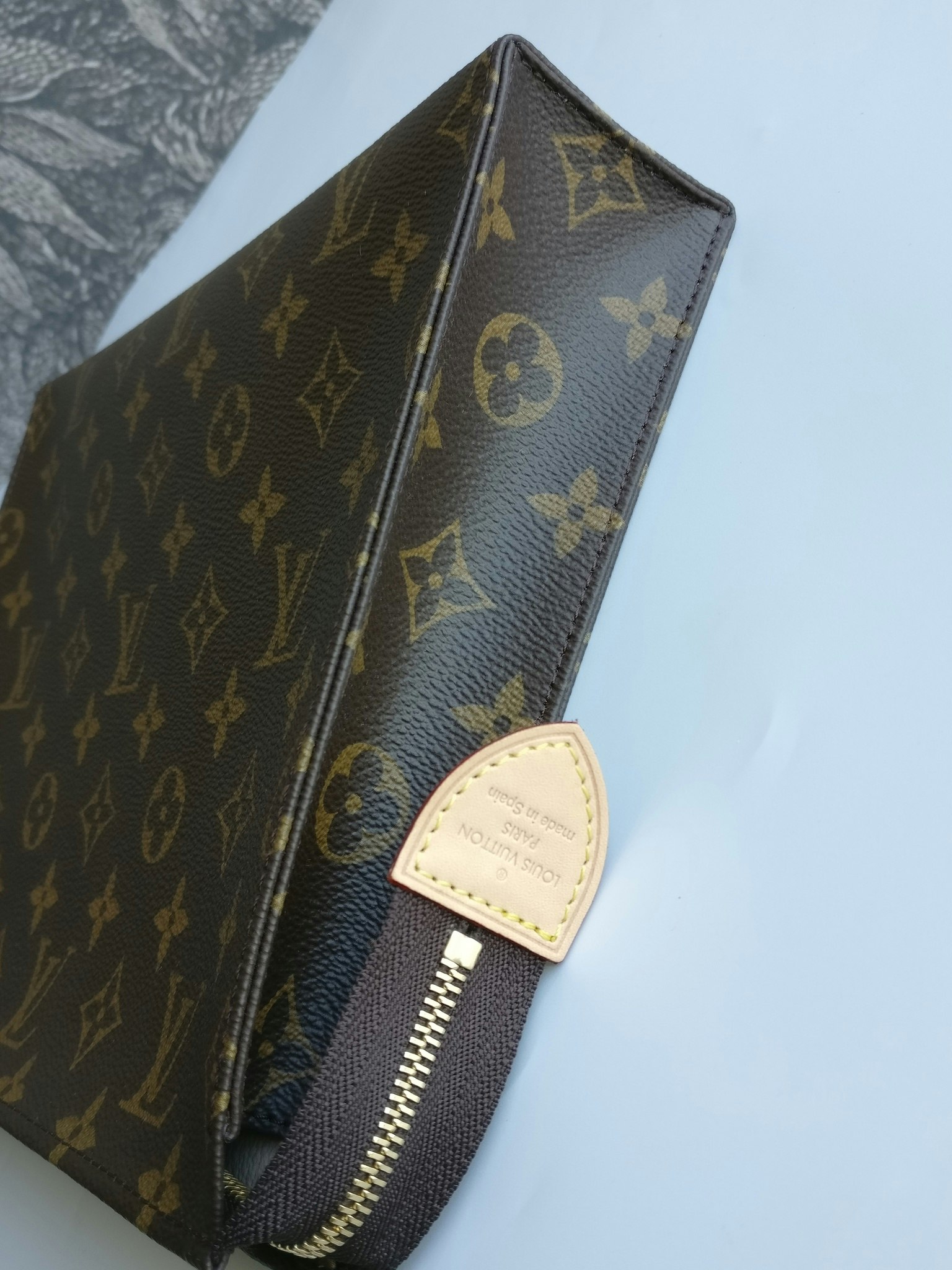 Louis Vuitton Toiletry Pouch 26