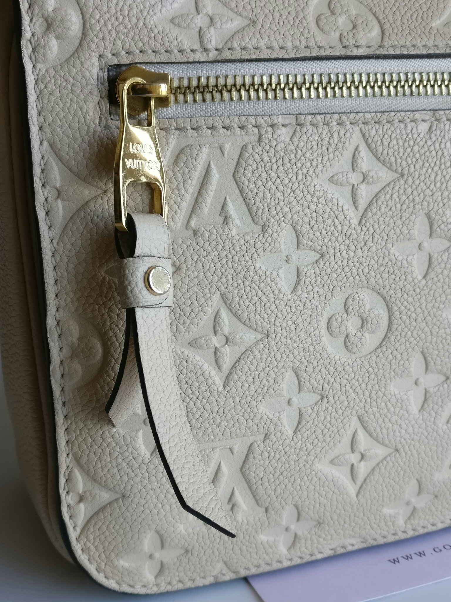 Louis Vuitton Pochette Metis empreinte