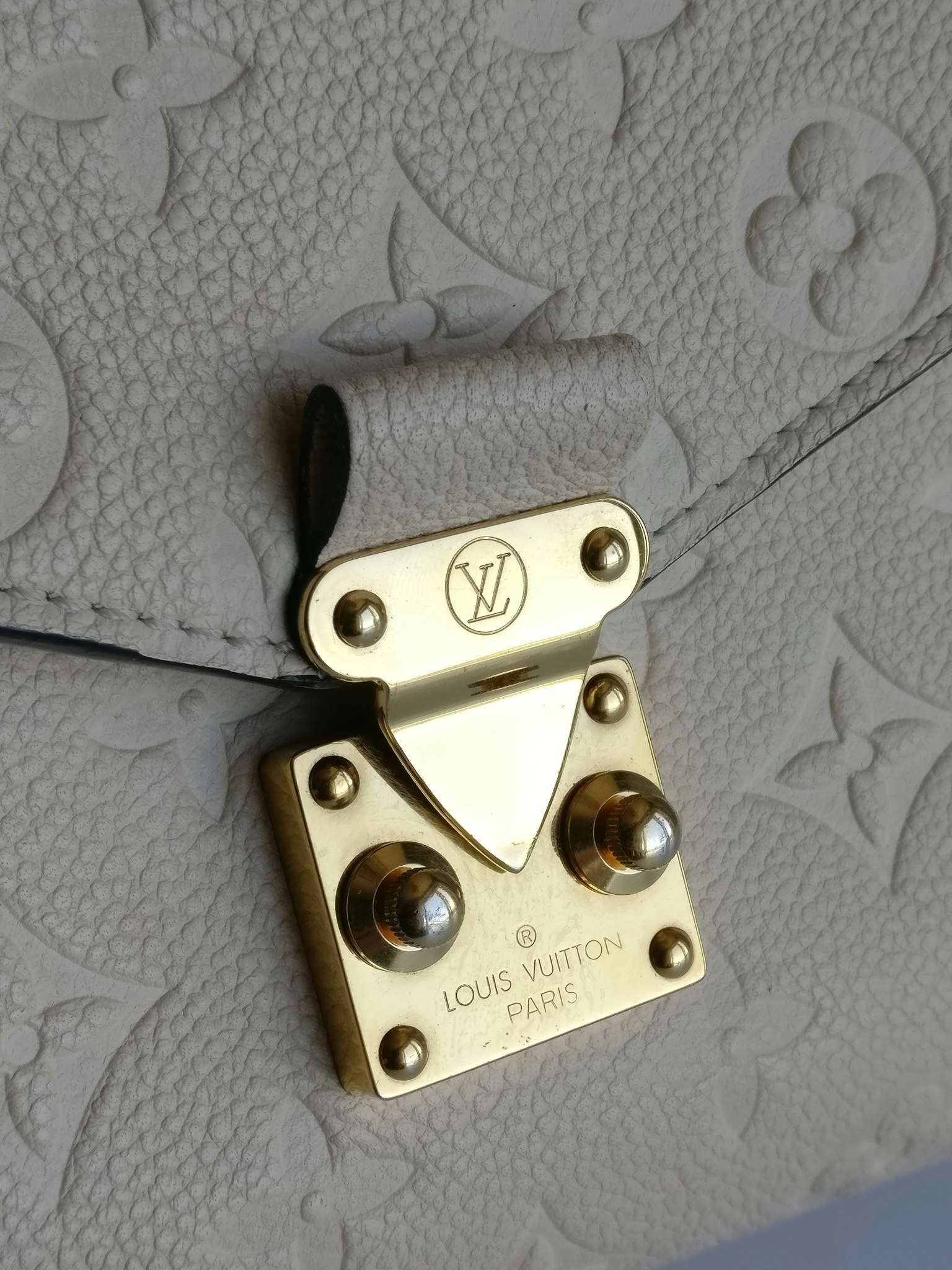 Louis Vuitton Pochette Metis empreinte