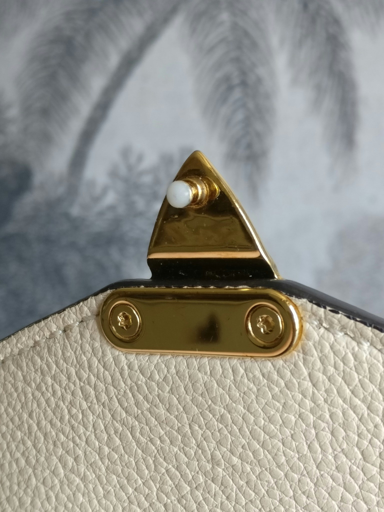 Louis Vuitton Pochette Metis empreinte
