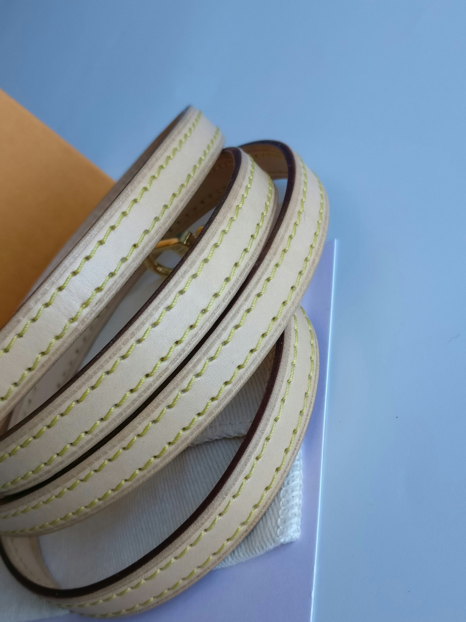 Louis Vuitton Vachetta Shoulder Strap