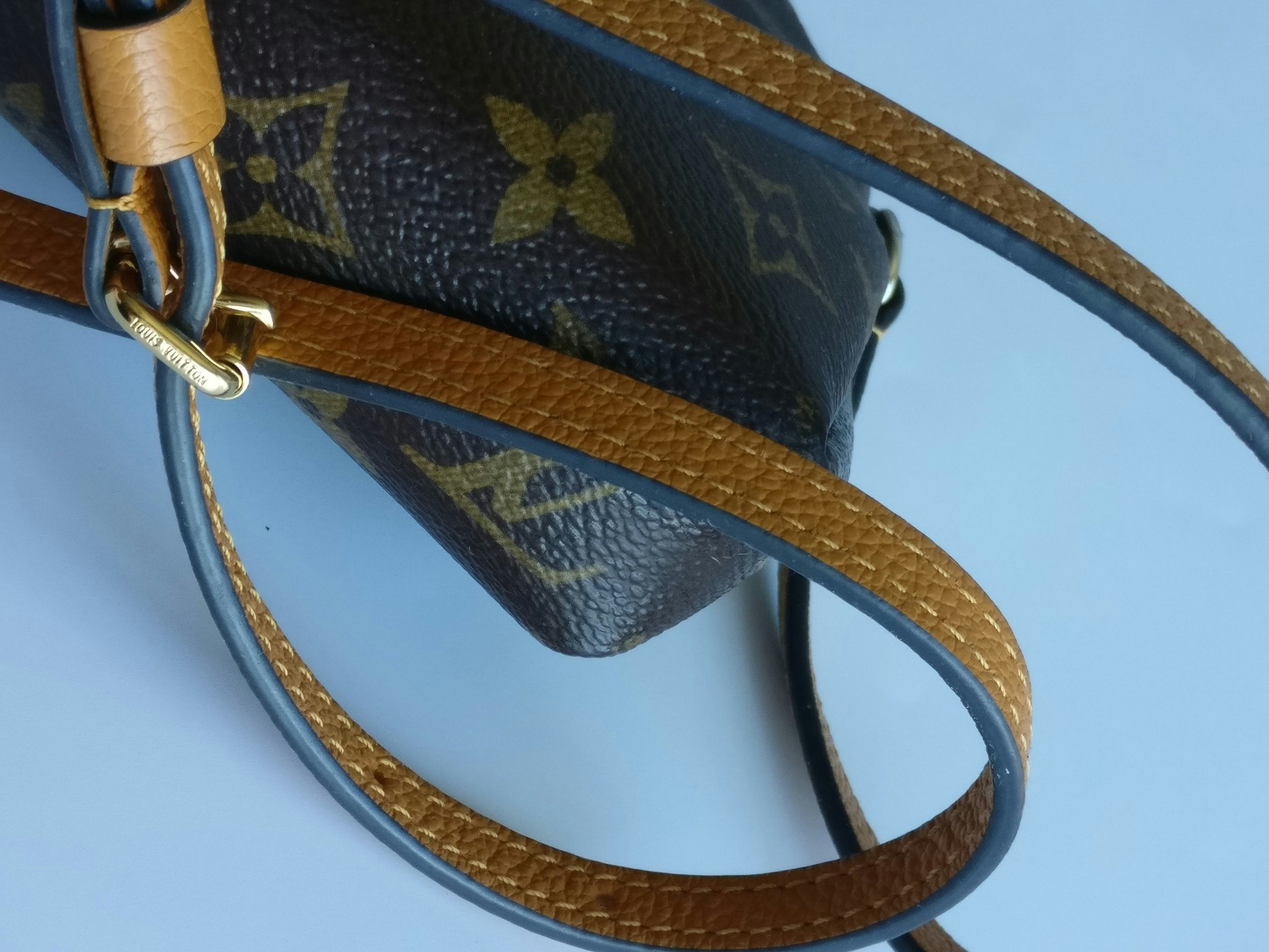Louis Vuitton Pochette Pallas Uniformes
