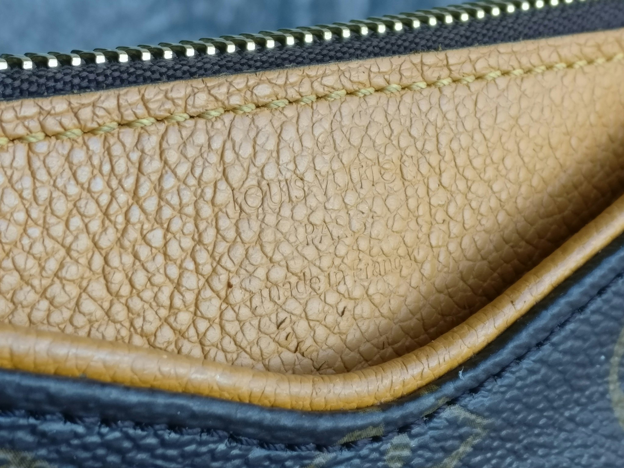 Louis Vuitton Pochette Pallas Uniformes