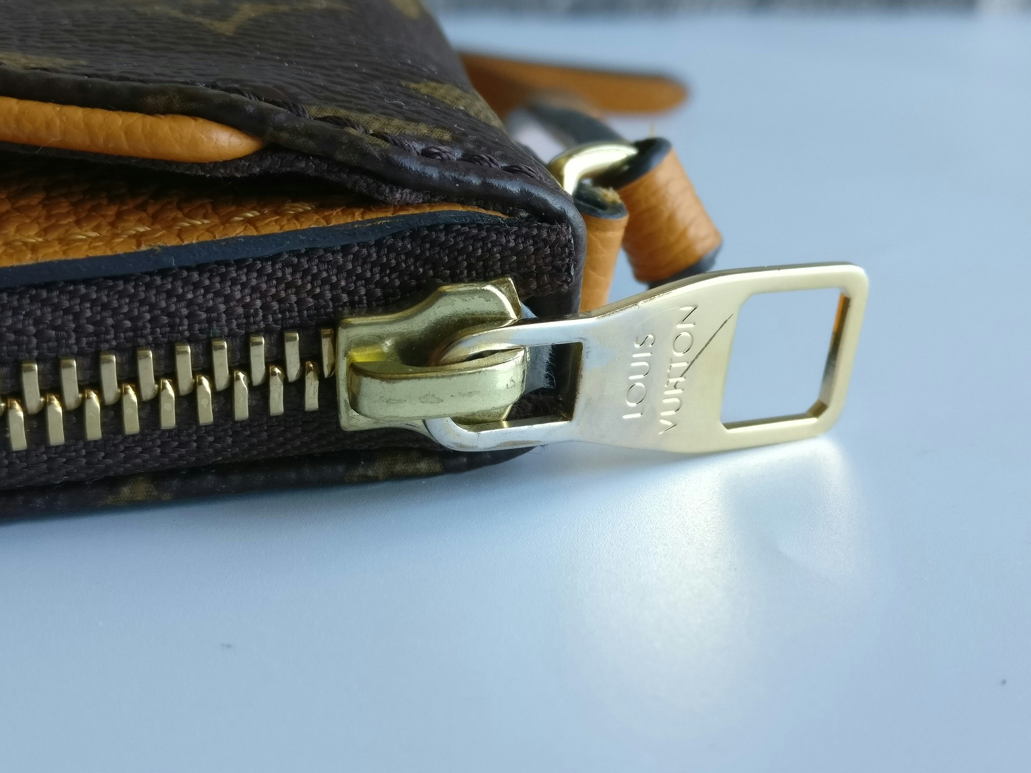 Louis Vuitton Pochette Pallas Uniformes