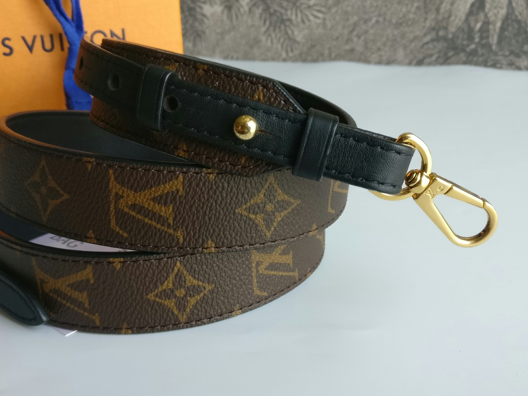 Louis Vuitton Bandouliere XL shoulder strap