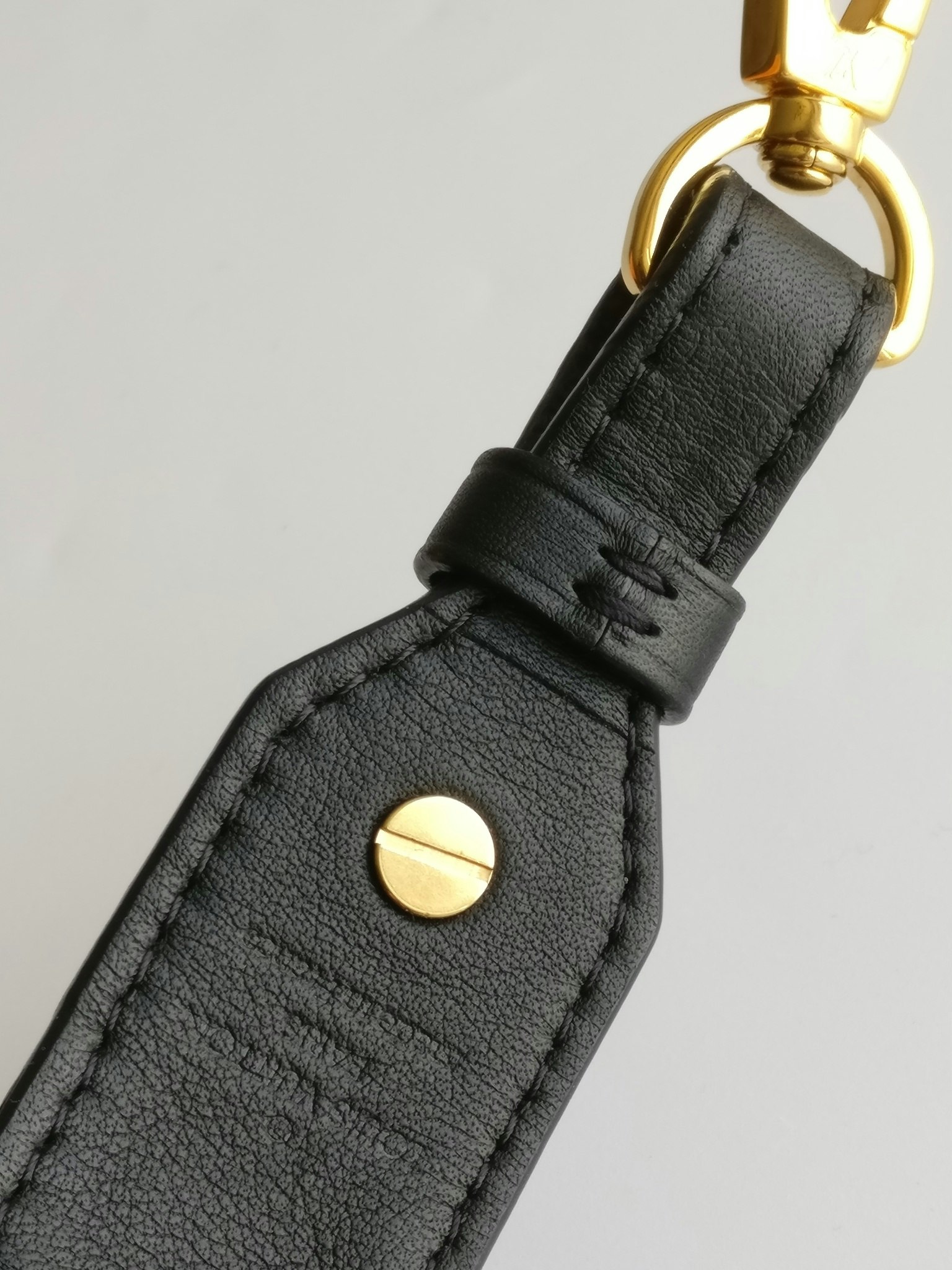 Louis Vuitton Bandouliere XL shoulder strap