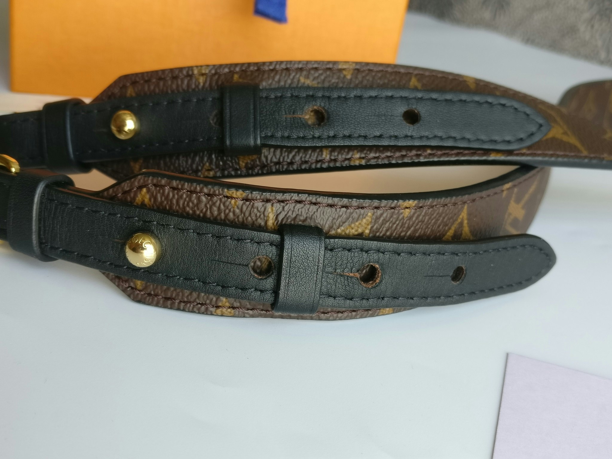 Louis Vuitton Bandouliere XL shoulder strap