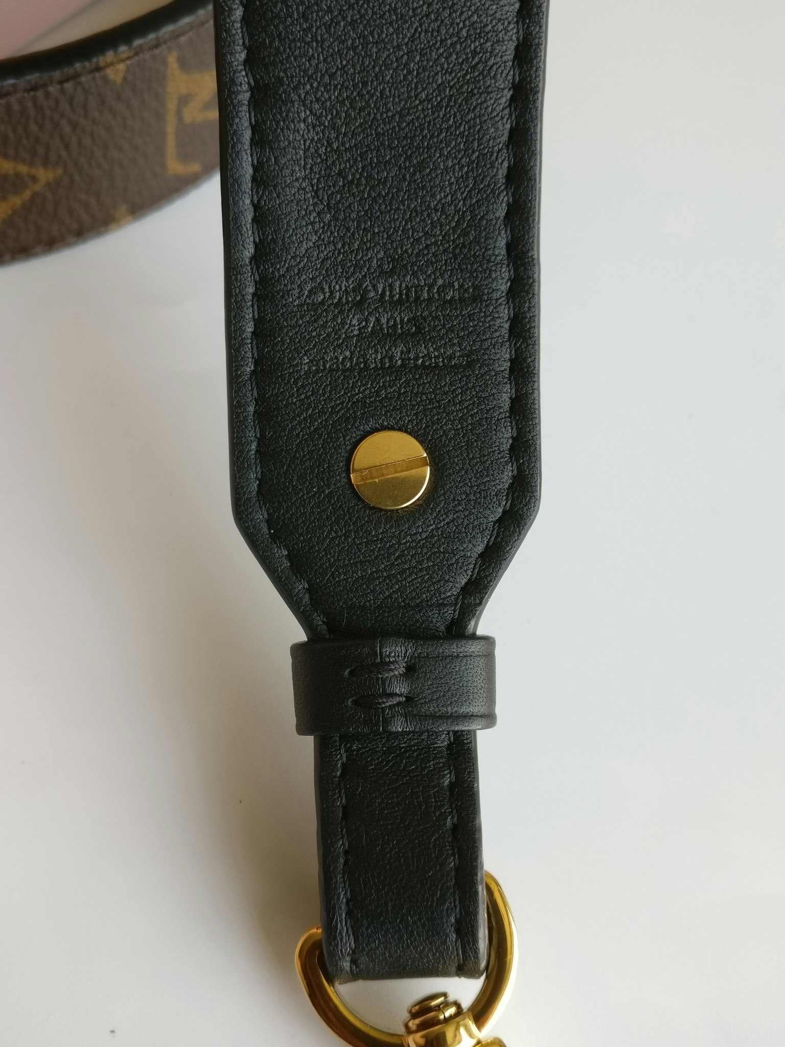 Louis Vuitton Bandouliere XL shoulder strap
