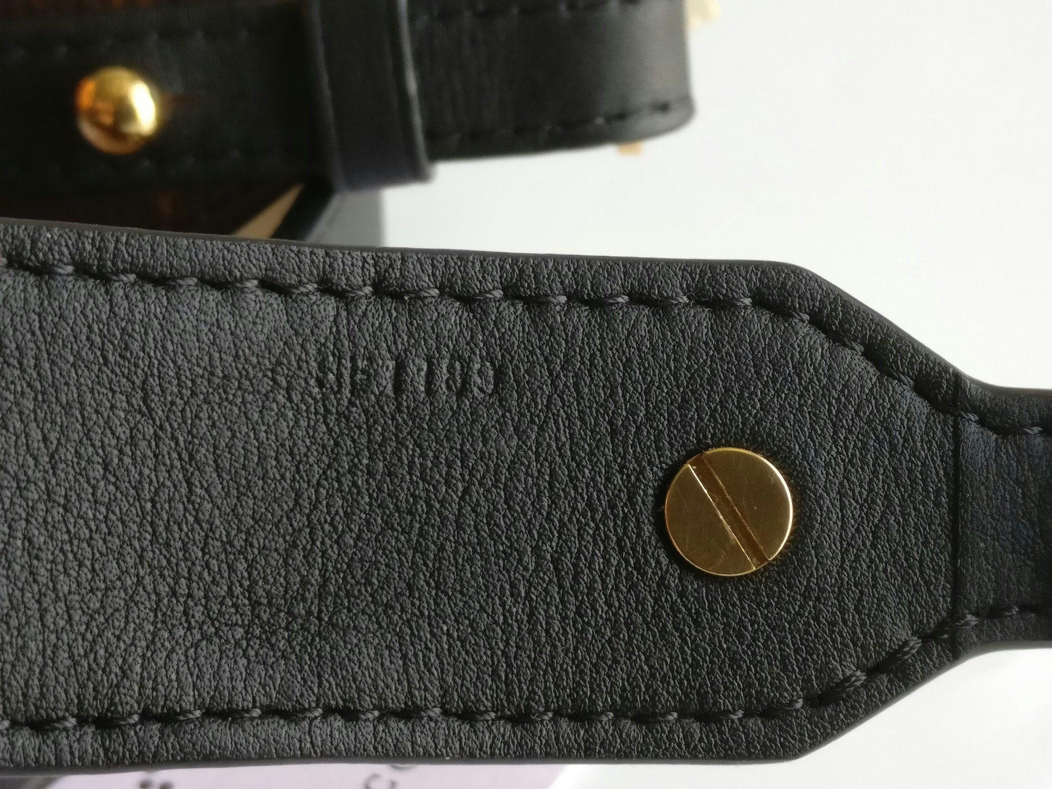 Louis Vuitton Bandouliere XL shoulder strap