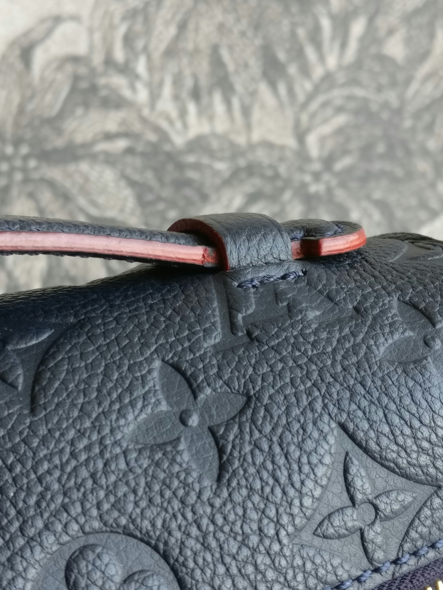 Louis Vuitton Pochette Metis empreinte blue