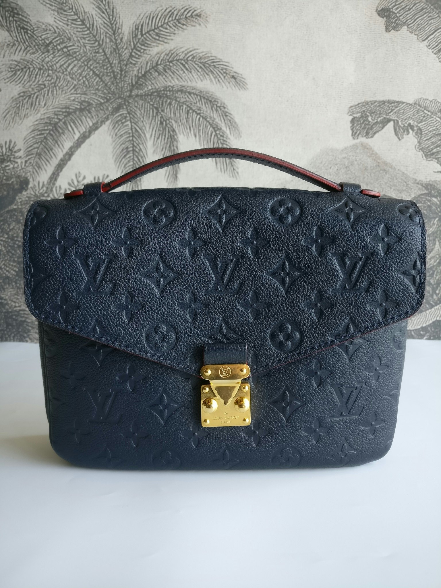 Louis Vuitton Pochette Metis empreinte blue