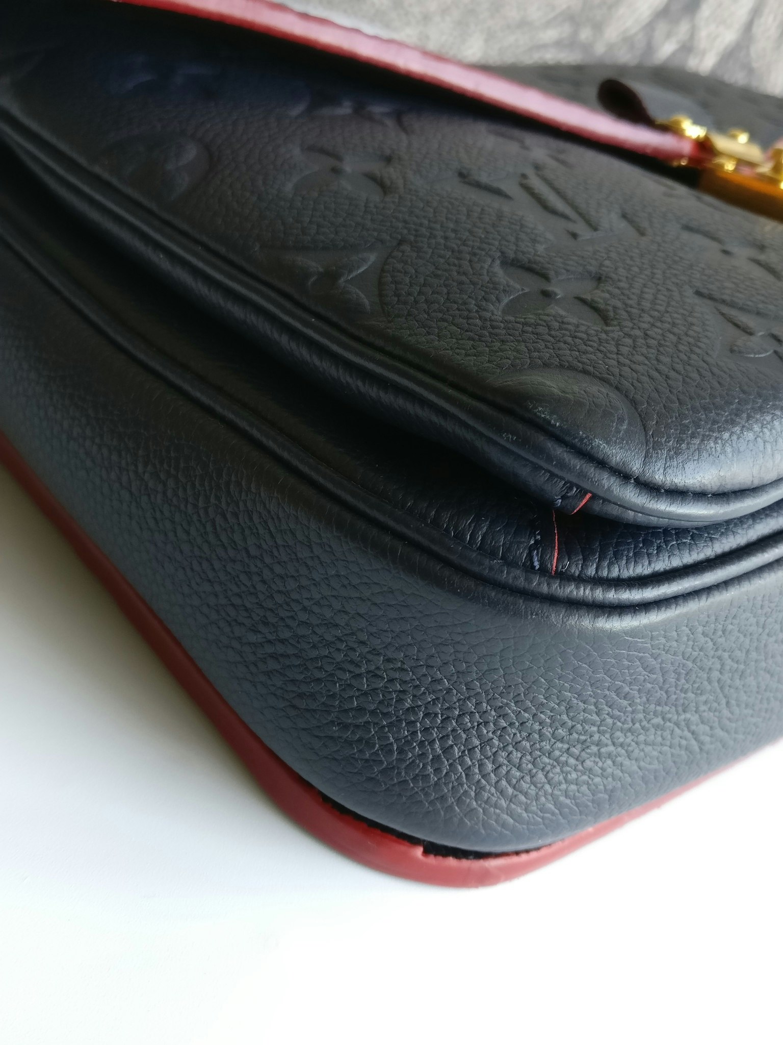 Louis Vuitton Pochette Metis empreinte blue