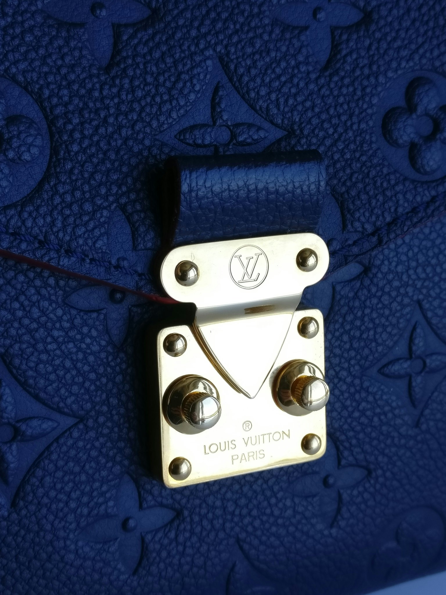 Louis Vuitton Pochette Metis empreinte blue