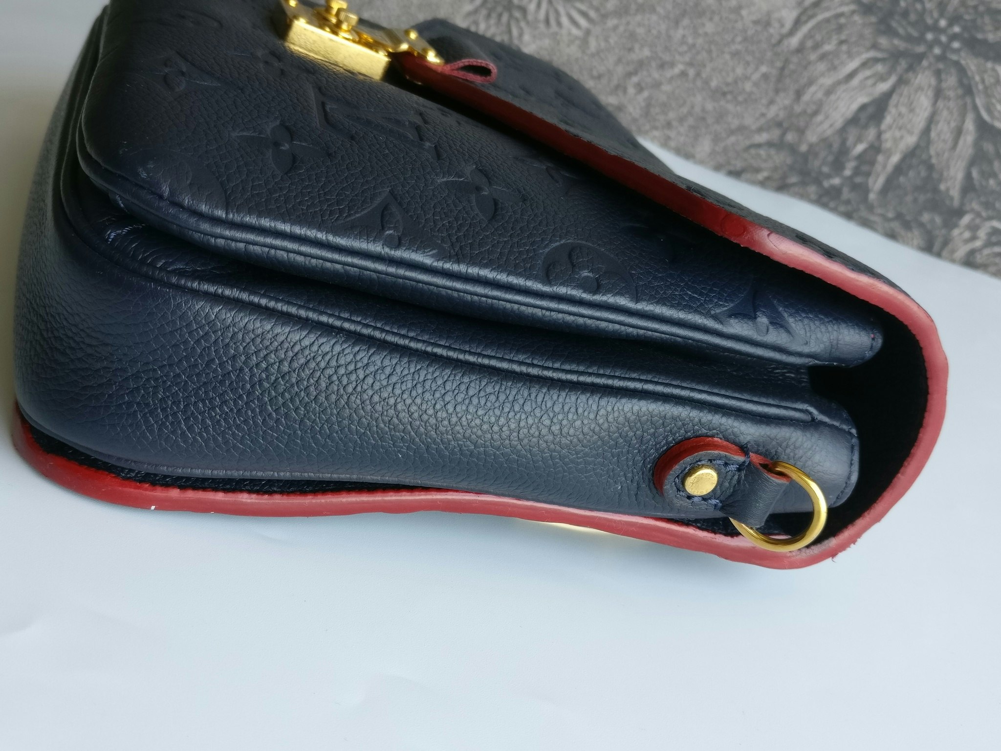 Louis Vuitton Pochette Metis empreinte blue