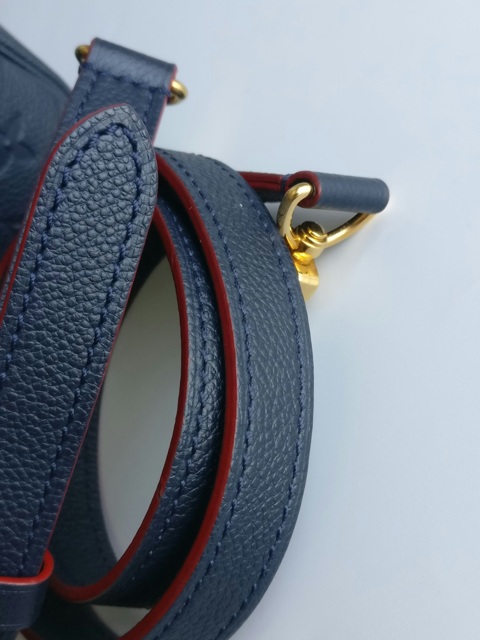 Louis Vuitton Pochette Metis empreinte blue